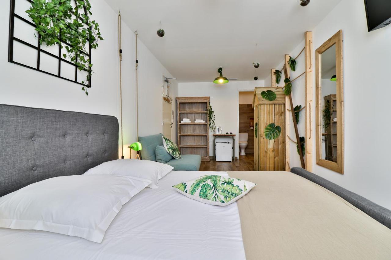 Hotel La Bastide Hyères Exteriör bild